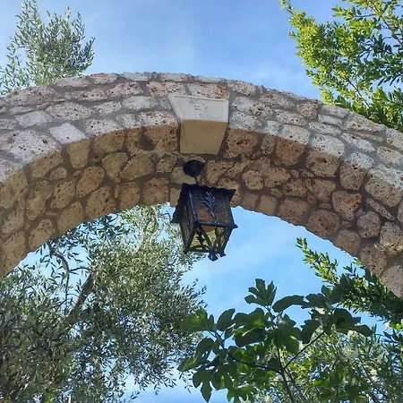 Macchione Country house *
