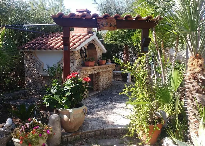 Macchione מאטינאטה